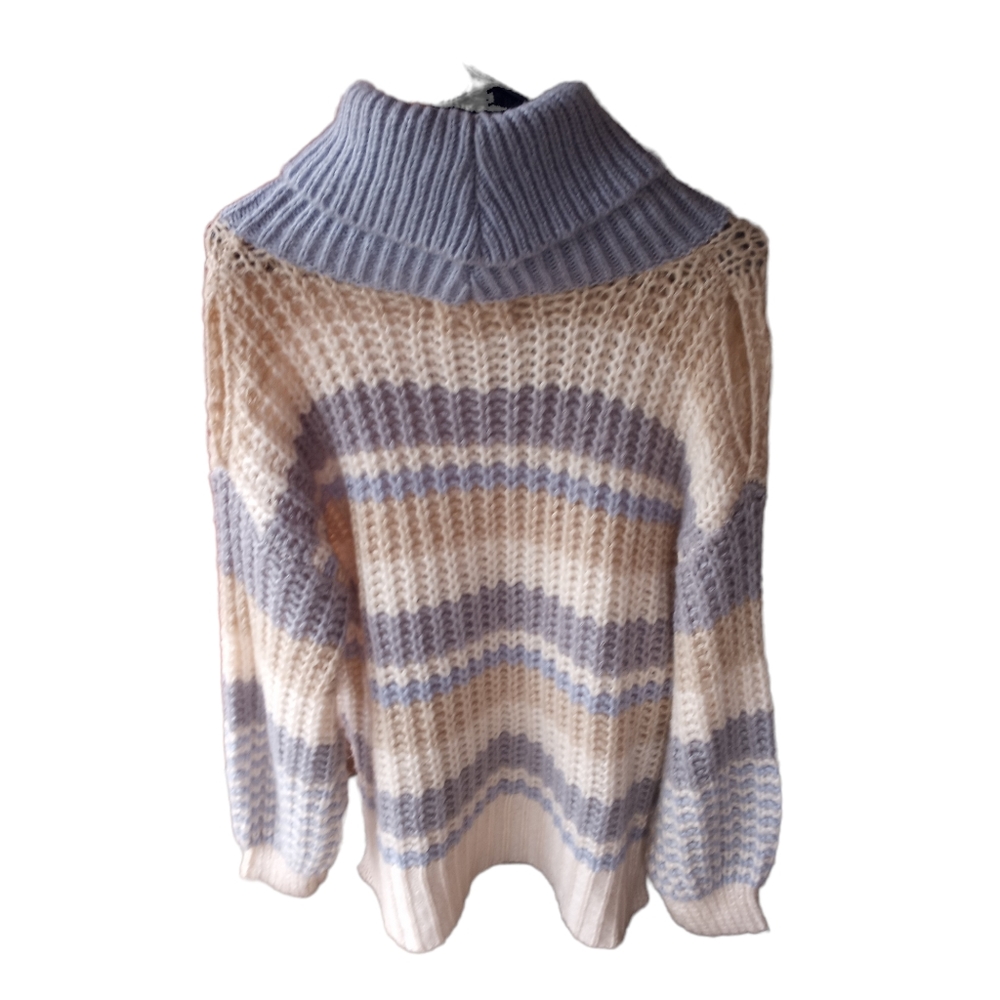 Multicolored blue cream white turtle neck sweater